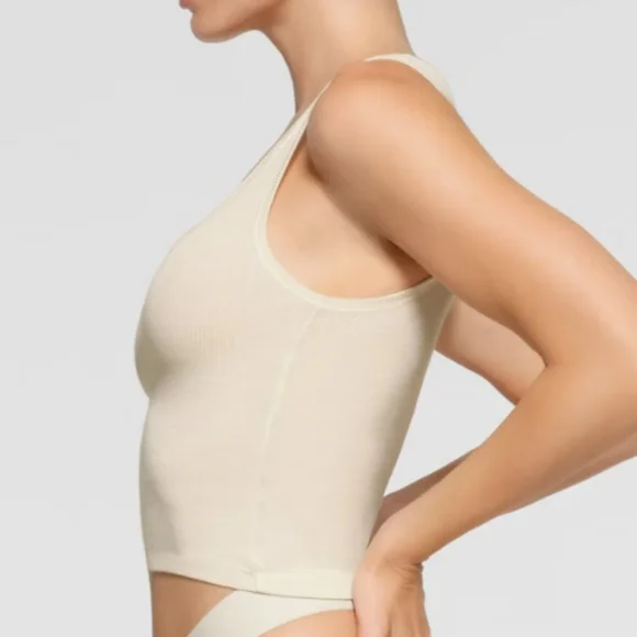 SKIMS Bone Ribbed Tank Top - Picture 10 of 11
